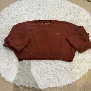 Set active cropped crewneck